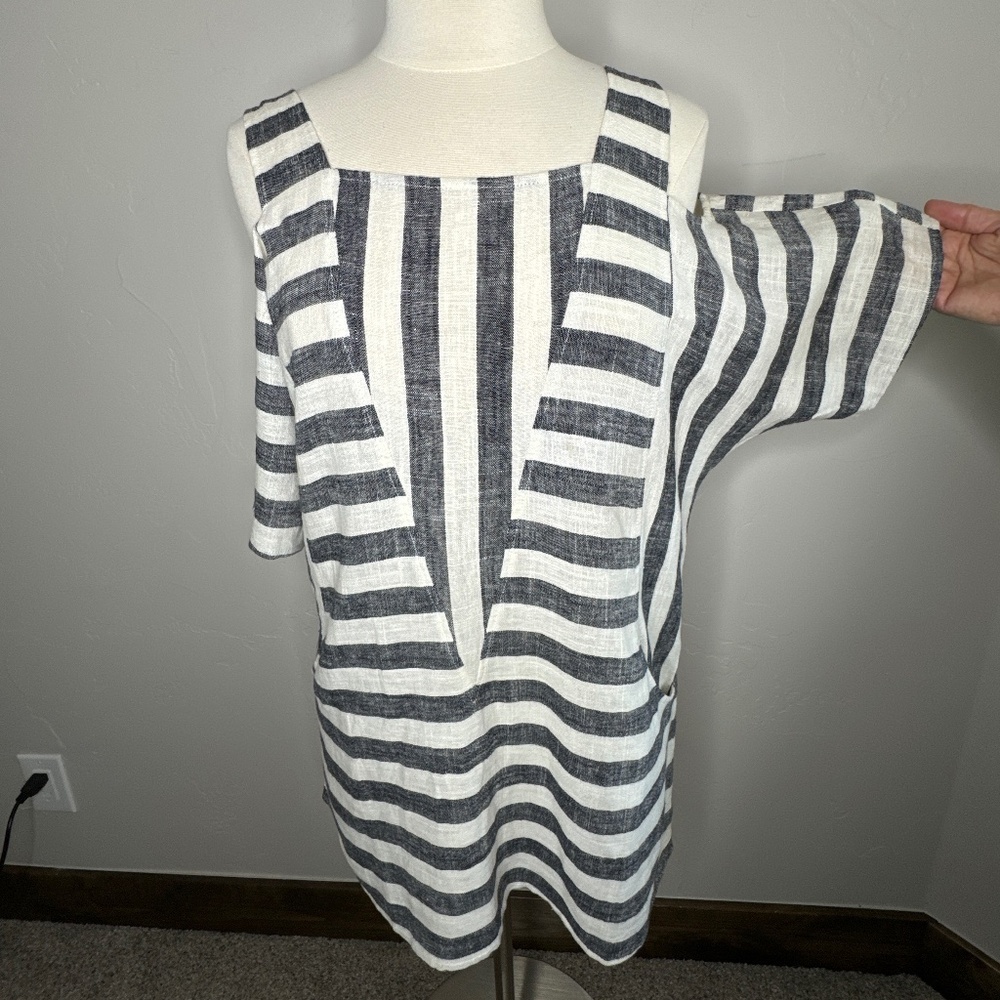 Soft Surroundings Tunic Top cold shoulder Linen blend Size Small